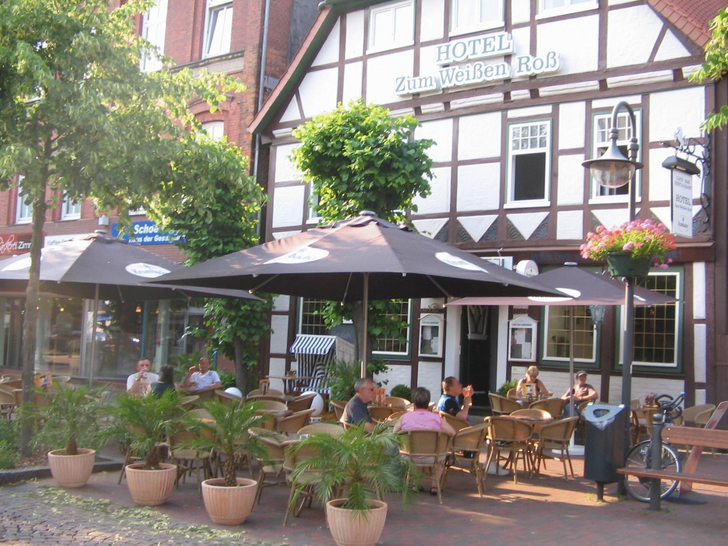 Hotel Zum Weissen Ross Winsen  Exteriör bild
