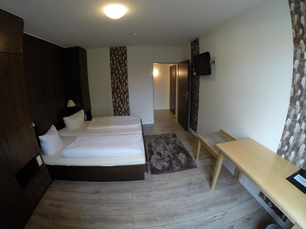 Hotel Zum Weissen Ross Winsen  Exteriör bild